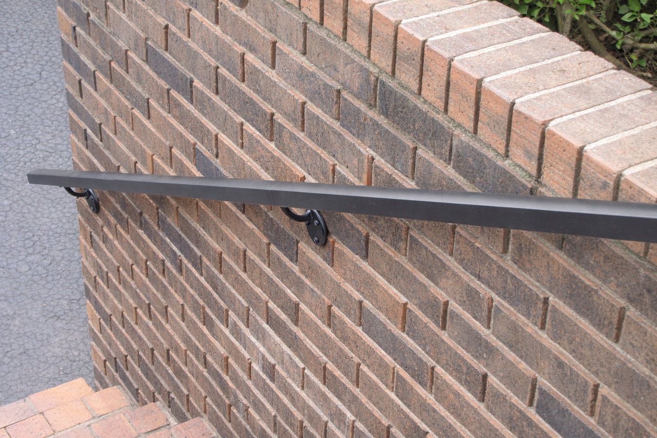 Brick wall installation